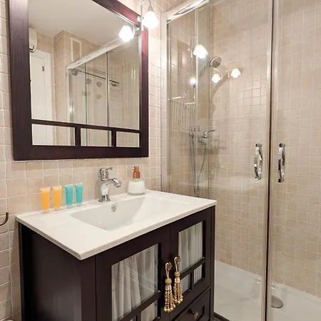 Coblanca Lovely * Μπένιντορμ